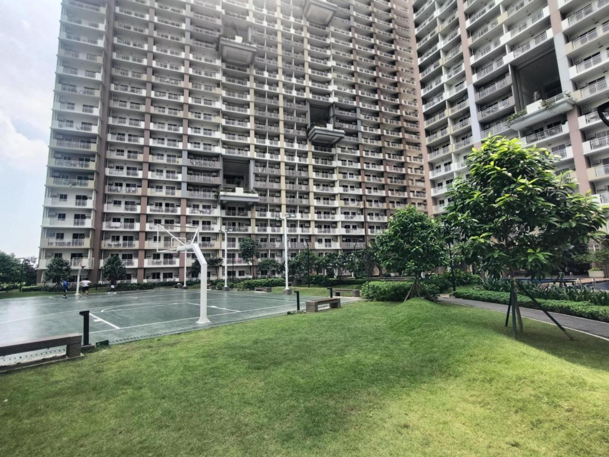 Aparthotel Infina Towers à Quezon City Extérieur photo
